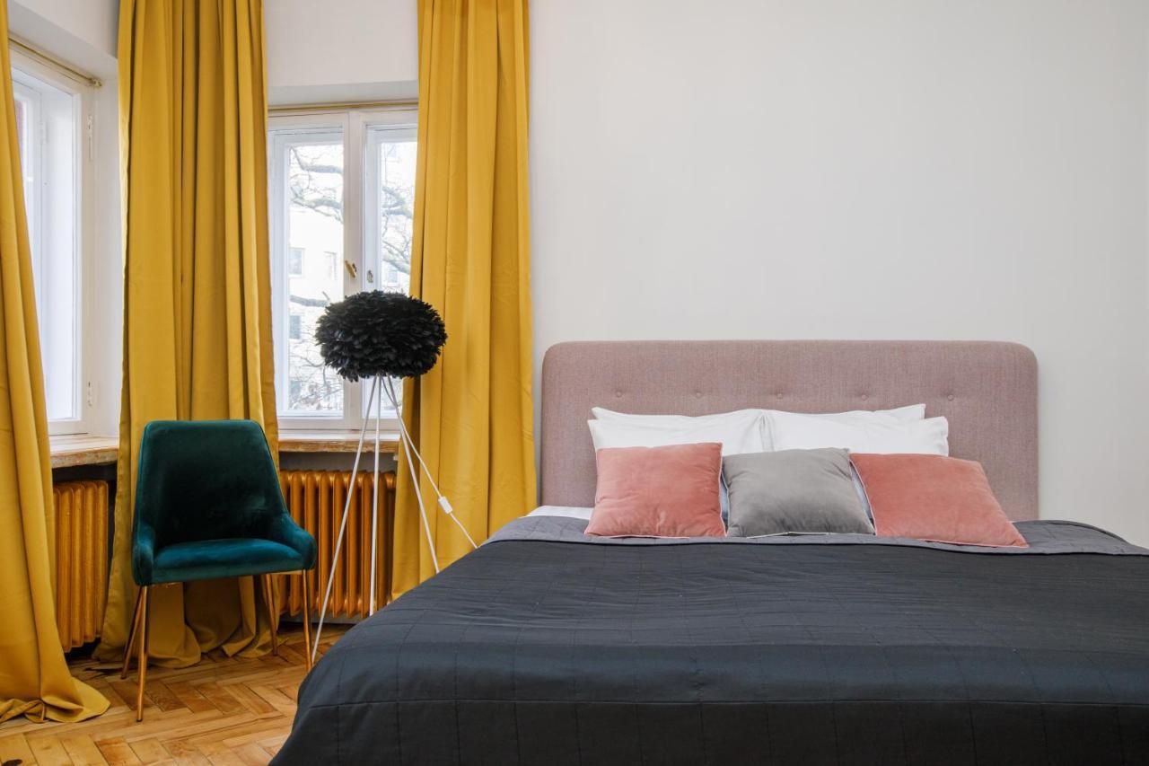 Apartment Peegel In City Center Free Parking Таллин Экстерьер фото