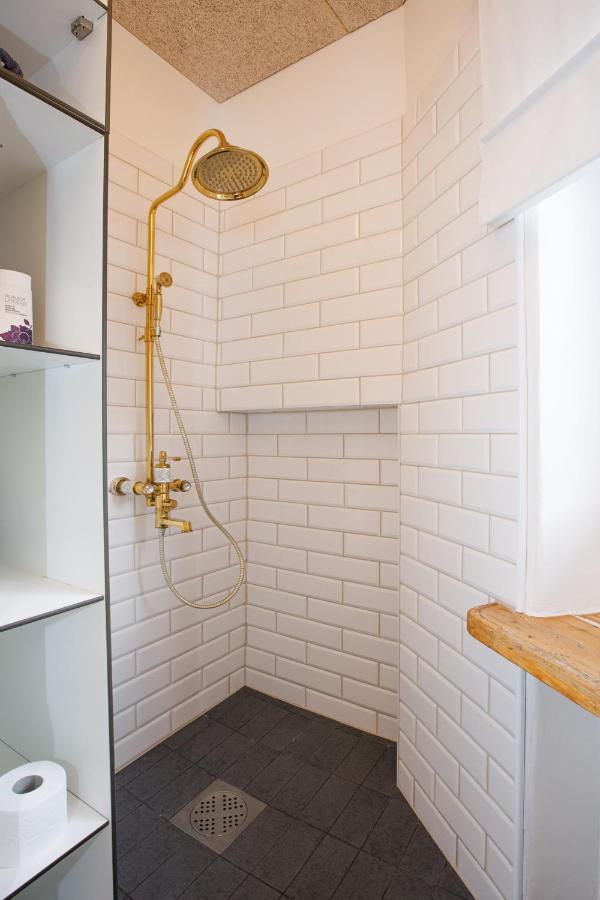 Apartment Peegel In City Center Free Parking Таллин Экстерьер фото